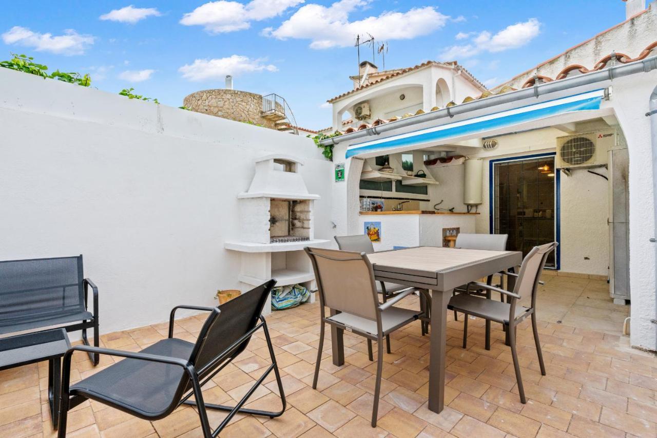 הוילה אמפוריבראבה Welcs Casa 077 Emp Cerca Del Mar מראה חיצוני תמונה